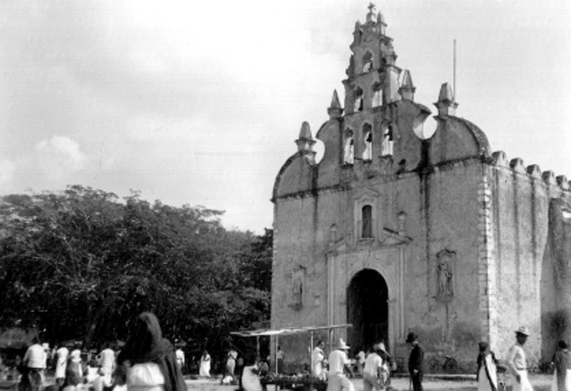El C. Octavio Paz causa alta en Mérida